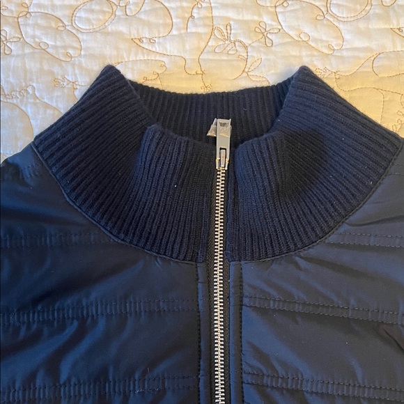 Hybrid Quilt and Knit Zip-Through Jacket in Navy - Picture 3 of 9